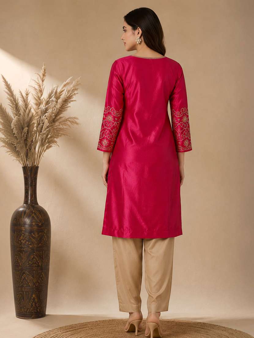 Women Embroidered Three Quarter Sleeves Kurta Pant Set - 22743300 -  Standard Image - 4