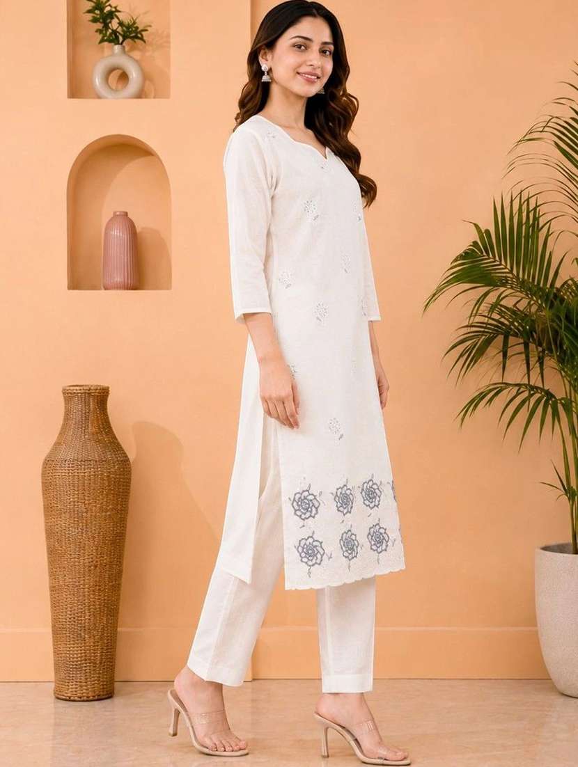 Women Embroidered Three Quarter Sleeves Kurta Pant With Dupatta Set - 22743314 -  Standard Image - 4