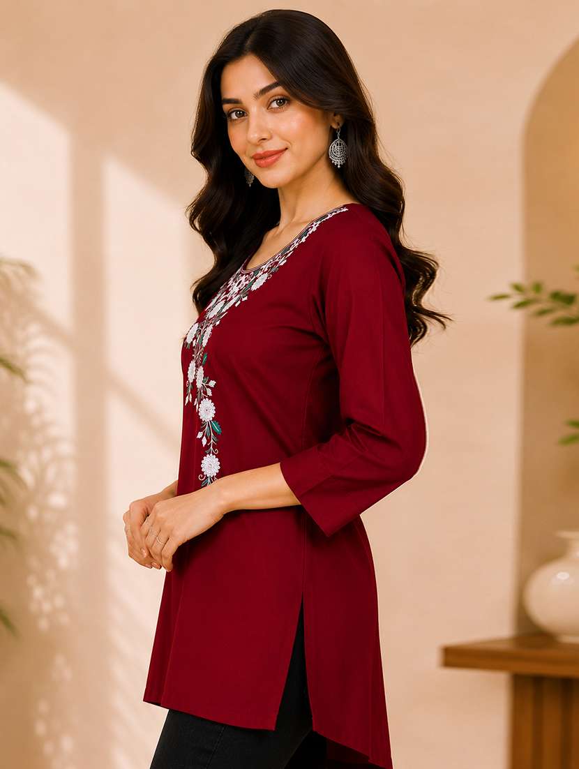 Women Embroidered Three Quarter Sleeves Straight Kurti - 22744429 -  Standard Image - 1