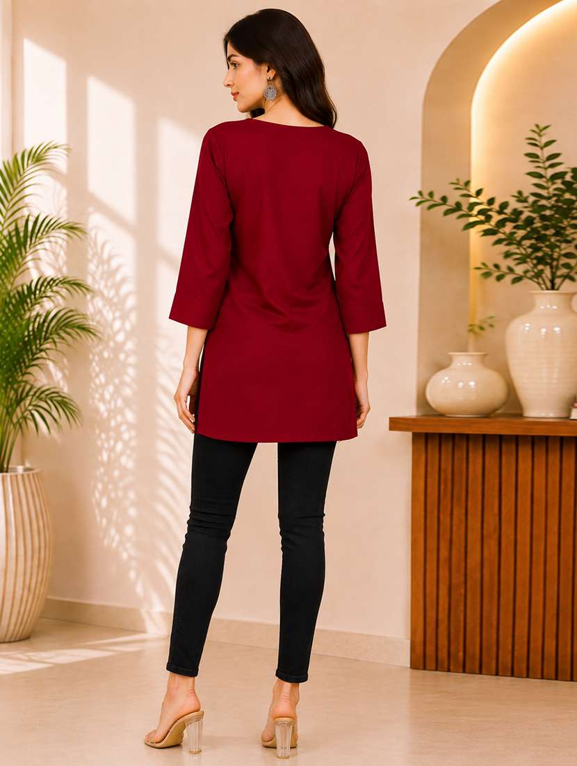 Women Embroidered Three Quarter Sleeves Straight Kurti - 22744429 -  Standard Image - 4