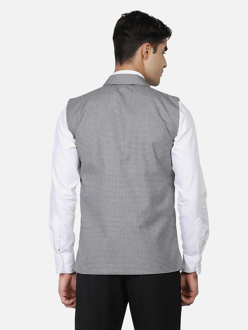 Men Checkered Sleeveless Regular Fit Waist Coat - 22745480 -  Standard Image - 4