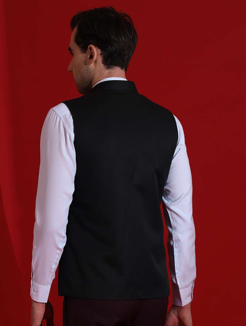 Men Solid Sleeveless Regular Fit Nehru Jacket - 22745573 -  Standard Image - 4