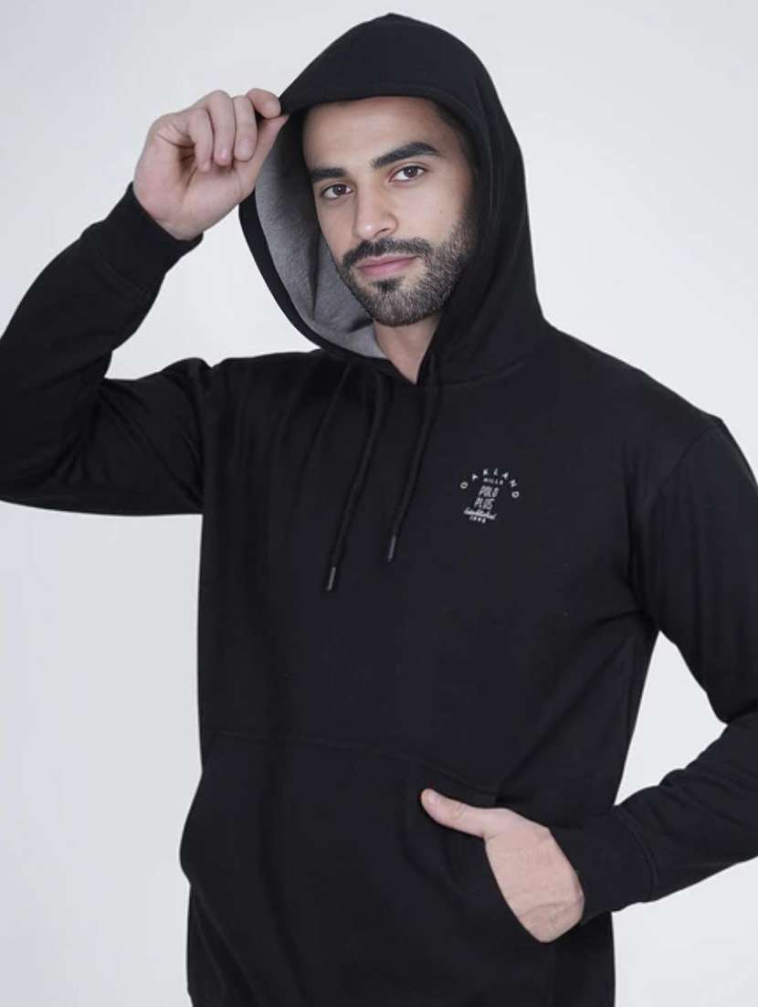 Men Solid Long Sleeve Regular Fit Sweatshirt - 22750466 -  Standard Image - 1