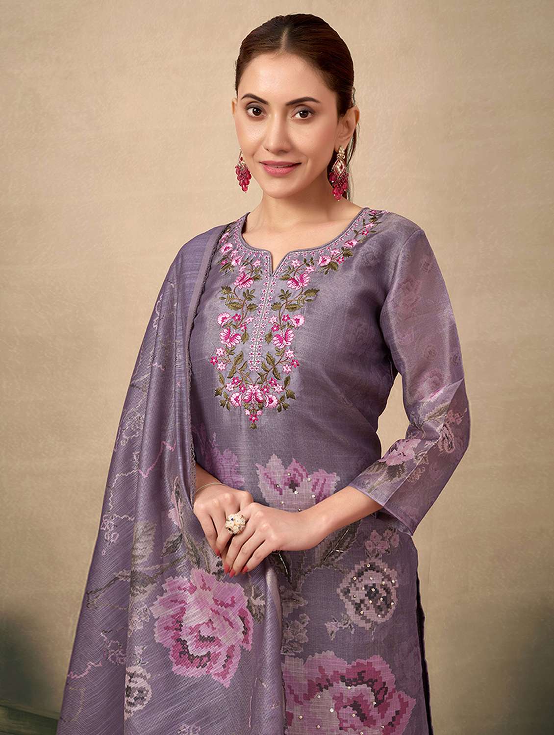 Women Printed Three Quarter Sleeves Kurta Pant With Dupatta Set - 22750816 -  Standard Image - 1
