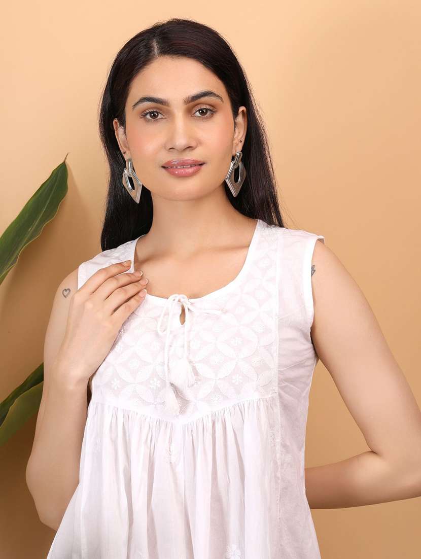 Women Embroidered Sleeveless A-line Top - 22751472 -  Standard Image - 1
