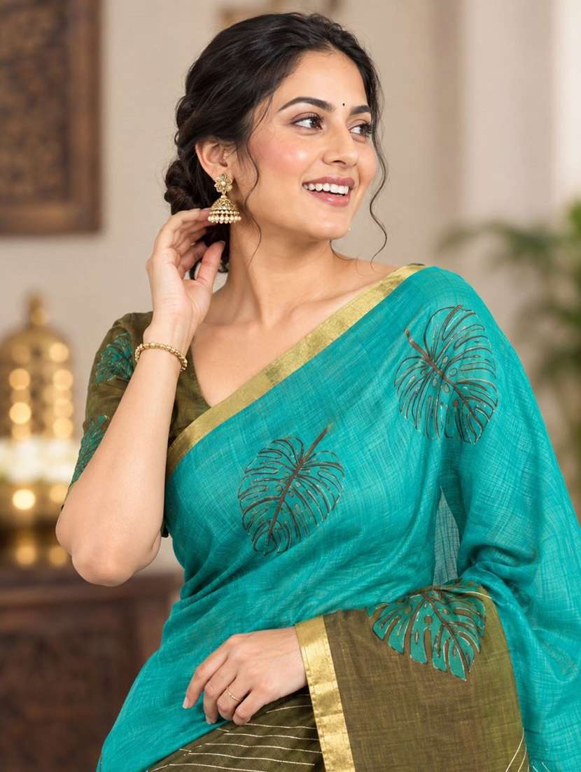 Women Printed Casual Wear Saree With Blouse - 22755559 -  Standard Image - 1