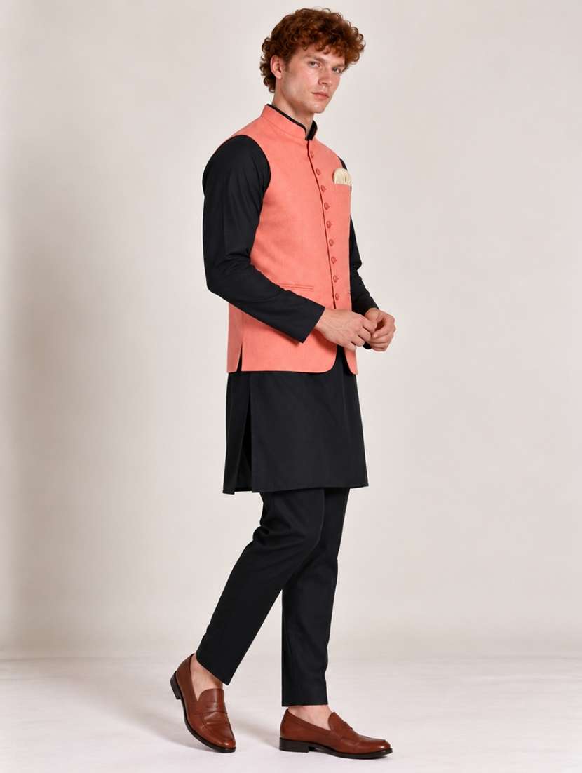 Men Solid Mandarin Neck Kurta Pyjama With Jacket Ethnic Set - 22756175 -  Standard Image - 1