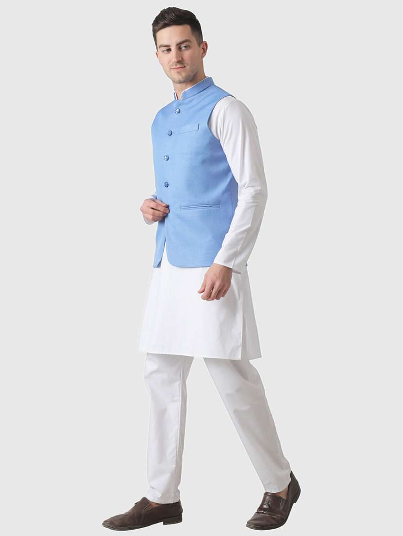 Men Solid Mandarin Neck Kurta Pyjama With Jacket Ethnic Set - 22756200 -  Standard Image - 4