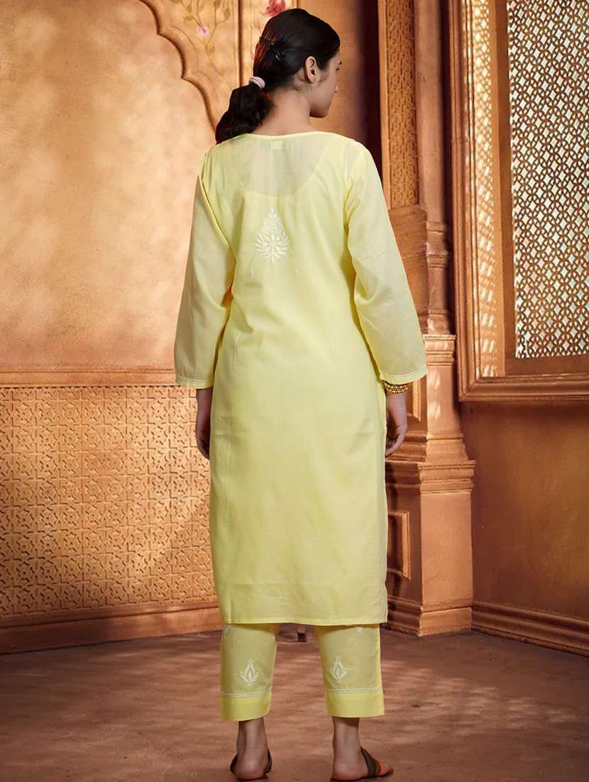 Women Embroidered Three Quarter Sleeves Kurta Pant Set - 22756221 -  Standard Image - 4
