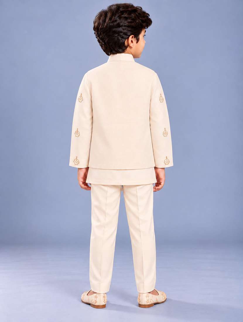Boys Embroidered Long Sleeves Sherwani Set - 22756965 -  Standard Image - 4