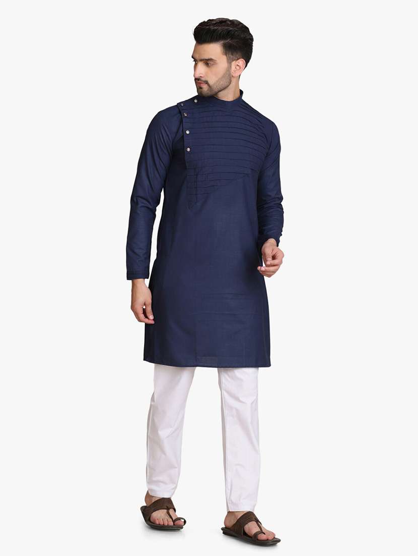 Men Solid Mandarin Neck Long Kurta - 22760744 -  Standard Image - 4