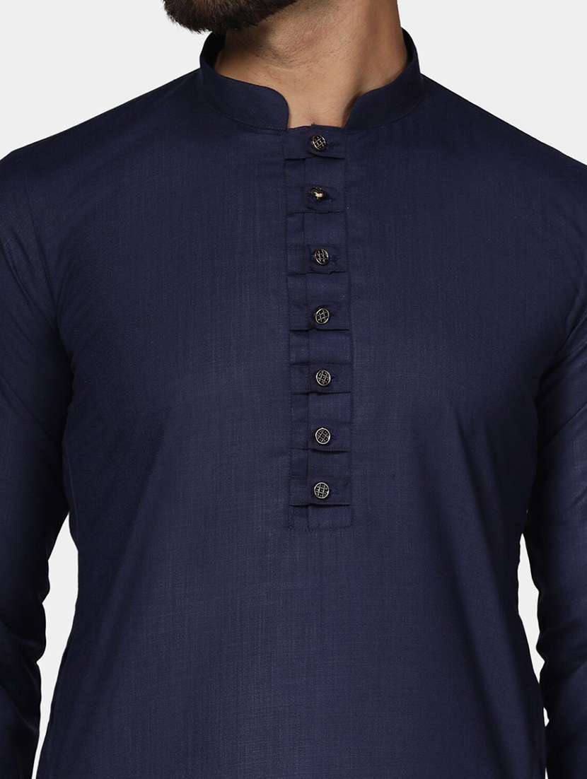 Men Solid Mandarin Neck Long Kurta - 22760750 -  Standard Image - 1