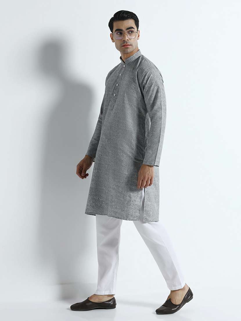 Men Self Design Mandarin Neck Long Kurta - 22760753 -  Standard Image - 1
