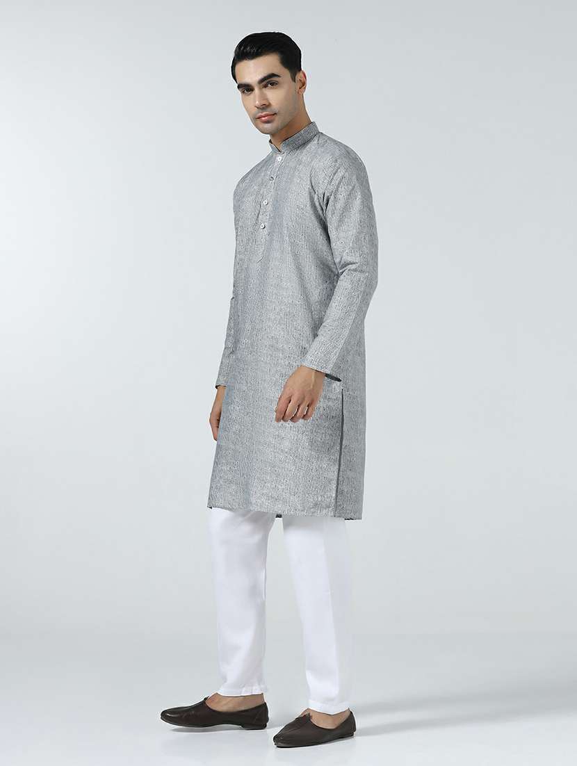 Men Self Design Mandarin Neck Long Kurta - 22760753 -  Standard Image - 4