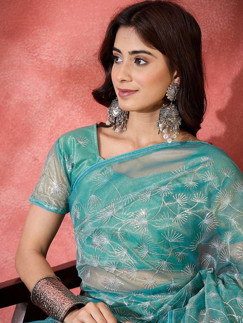 Women Solid With Work Embroidered Saree With Blouse - 22764531 -  Standard Image - 1