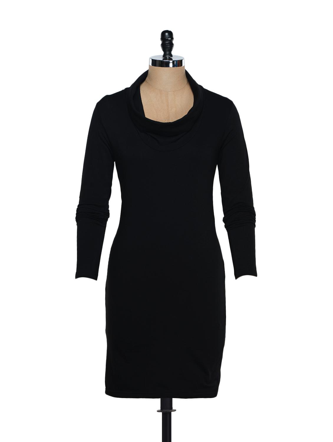 Black Dress With Long Sleeves - Eavan
