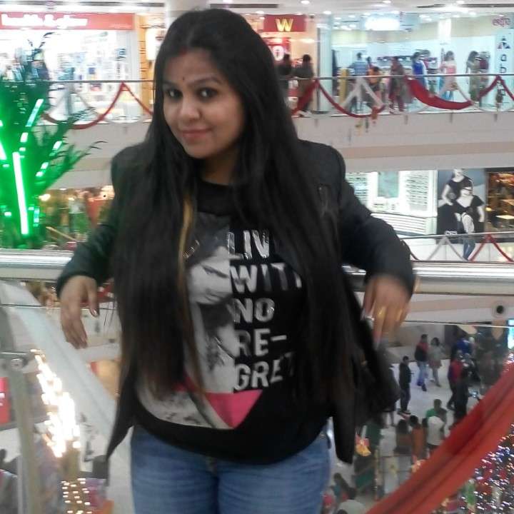 Manisha Santosh Singh Kumar